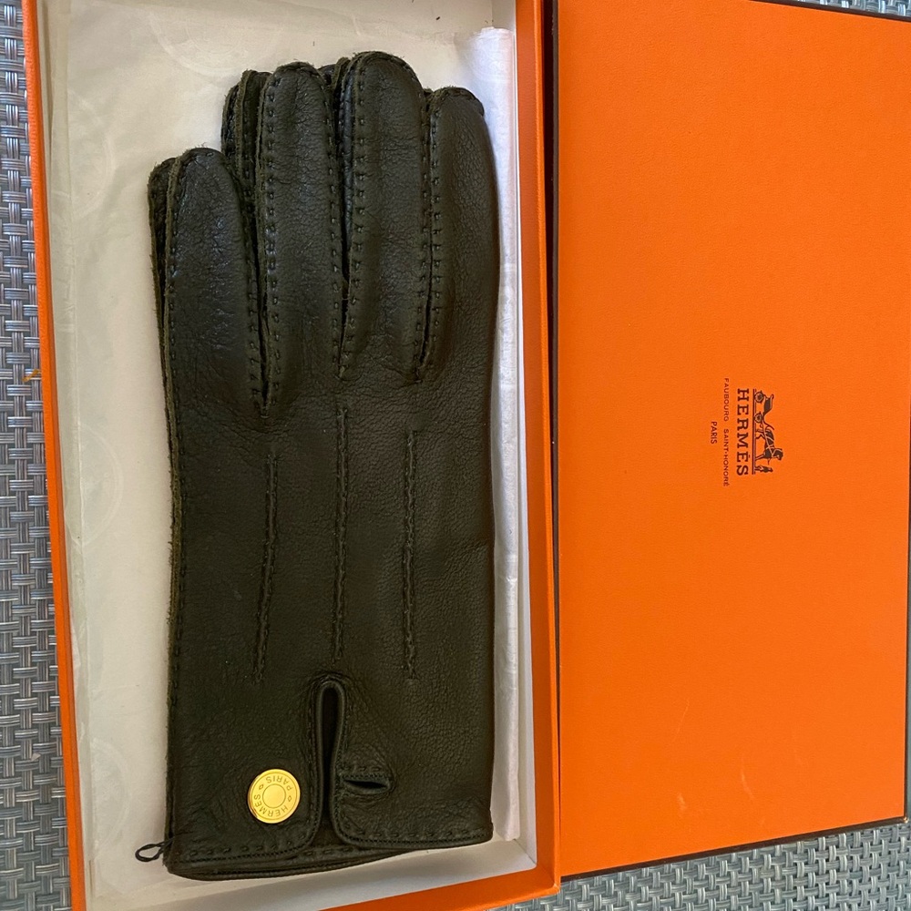 Authentic Hermes Nervures Droites leather gloves size 7